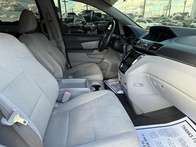 2016 Honda Odyssey SE - Photo 9