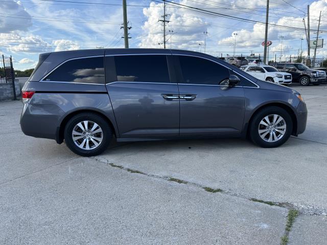 2016 Honda Odyssey SE - Photo 8