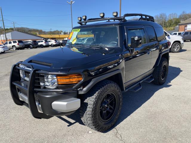 2014 Toyota FJ Cruiser Base's photo