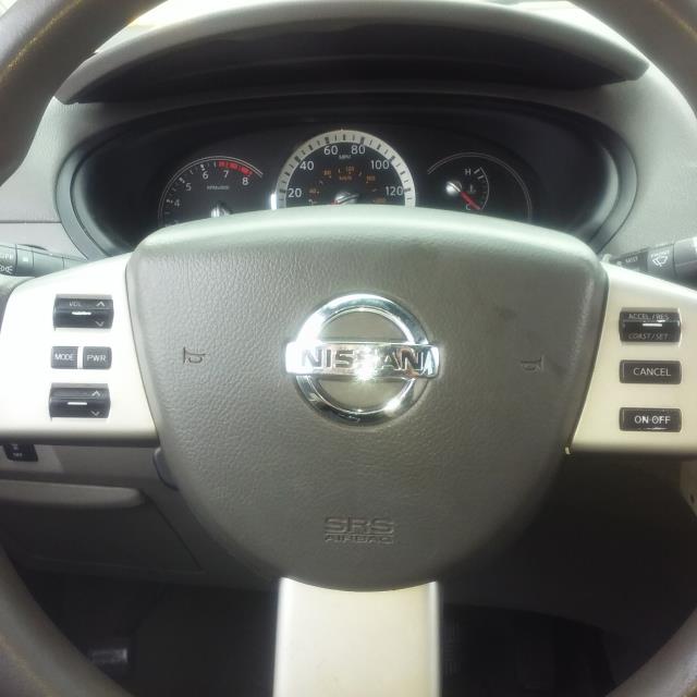 2009 NISSAN QUEST