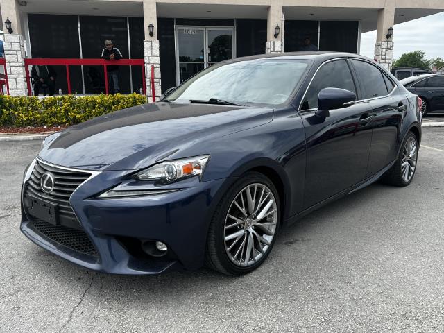 2015 Lexus IS 250's photo