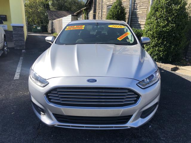 2016 Ford Fusion S's photo